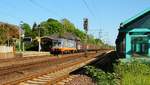 182 516-5/242.516  Ferdinand  mit dem fast täglichen 45684 rauscht hier durch den Schleswiger Bahnhof.