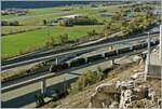 Zwei BLS Re 4/4 haben soeben den Lötschberg Basis Tunnel (LBT) verlassen und erereichen in Kürze die Simplonlinie bei Grosseye.