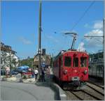 Bei diesem Bild zeigt sich wie relativ schmal der RhB ABe 4/4 N 35 gebaut wurde.