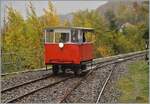 La DER de la Saison / Das Saison Ende der Blonay Chamby Bahn 2025 - Seit einigen Jahren zeigt die Blonay Chamby Bahn zum Saison Ende mit einem verdichteten Fahrplan noch einmal ihre herrlichen Fahrzeuge im Einsatz: der Dm 2/2 N°  Biniou  ist als Zug 3005 in Chamby angekommen und fährt bereits nach Chaulin weiter.

25. Oktober 2025