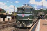 Verein Mikado 1244 haben einige Elloks une eine davon, die 11407, setzt sich am Nachmittag von 17 Mai 2025 vor ein Sonderzug in Burgdorf.