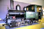 Schmalspur Dampflok WB 6  Waldenburg , Inbetriebsetzung 1912, L�p 5,88 m, 15,4 t, Vmax 35 km/h, im Verkehrshaus Luzern am 23.08.1979.