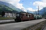 BLS 172 verlässt mit ein historischer Triebwagen am 30 Juni 2013 während das Jubiläum  100 Jahre BLS  Frutigen.