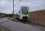 RABe 528 228 erreicht Schwarzenburg.