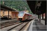 Der SOB RABe 526 106/206  Treno Gotthardo  verlässt Göschenen in Richtung Basel.