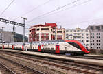 Doppelstockzug 502 224 im Bahnhof Zug. 6.Februar 2023 