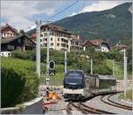 Der CEV MVR ABeh 2/6 7507 verlässt St-Légier Gare Richtung Les Pléiades; der Bahnhof St-Légier Gare ist nun fast fertig gestellt, auch wenn noch kleinere Arbeiten ausgeführt