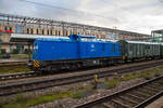 Die PRESS 204 016-0 alias 204 314-9 (92 80 1204 314-9 D-PRESS) fährt am 24.11.2022 mit einem Dienstzug durch den Hauptbahnhof Regensburg.