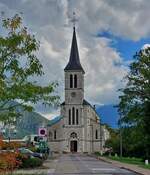 Die Kirche  Saint-Blaise  in Svrier am See von Annec, von der Straenseite aus gesehen.