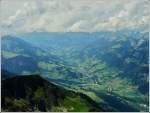 Am Niesen Kulm hat man eine schne Aussicht ins Simmental.