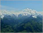 Die Jungfrauregion von Niesen Kulm aus fotografiert am 29.07.2008.