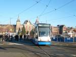 GVBA TW 2025 Centraal Station / Damrak, Amsterdam 11-12-2013.
