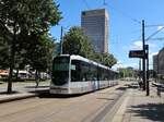 RET Strassenbahn 2103 Haltestelle Weena, Rotterdam 04-07-2024.

RET tram 2103 tramhalte Weena, Rotterdam 04-07-2024.