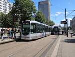 RET Strassenbahn 2007 und 2003 Haltestelle Weena, Rotterdam 04-07-2024.

RET tram 2007 en 2003 tramhalte Weena, Rotterdam 04-07-2024.