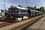 T435 003 rangiert am 11 September 2022 während STEAM53 in Benesov u Prahy einer von 30 Extrazüge.
