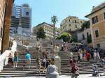 Die Spanische Treppe. Piazza di Spagna, Rom 29-08-2014.

Spaanse trappen. Piazza di Spagna, Rome 29-08-2014.