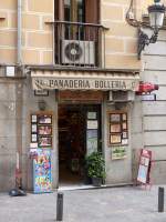 Kleine Bckerei, Calle del Prado, Madrid, Spanien 31-08-2015.

Broodjeswinkel, Calle del Prado, Madrid, Spanje 31-08-2015.