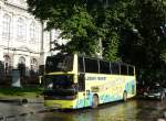 lkw-pkw-und-bus/405330/van-hool-eos-reisebus-prospekt-svobody Van Hool EOS Reisebus Prospekt Svobody, Lviv 16-05-2014.

Van Hool EOS reisbus Prospekt Svobody, Lviv 16-05-2014.
